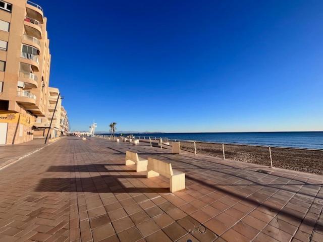 Modern And Stylish Apartament Sea ​​Views グアルダマル・デル・セグラ エクステリア 写真